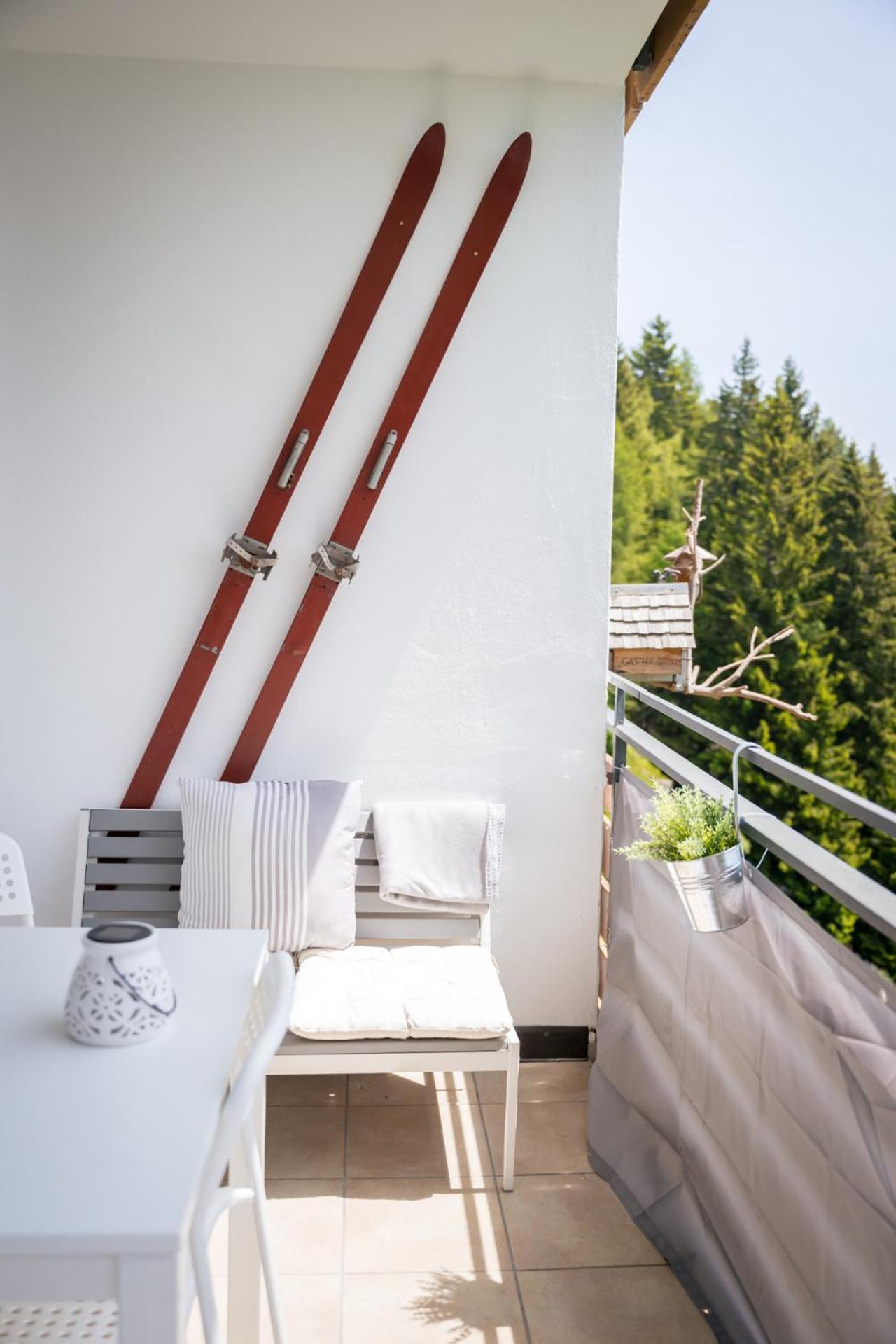 Mooki Mountain & Pool Gerlitzen Apartment Kanzelhohe ภายนอก รูปภาพ